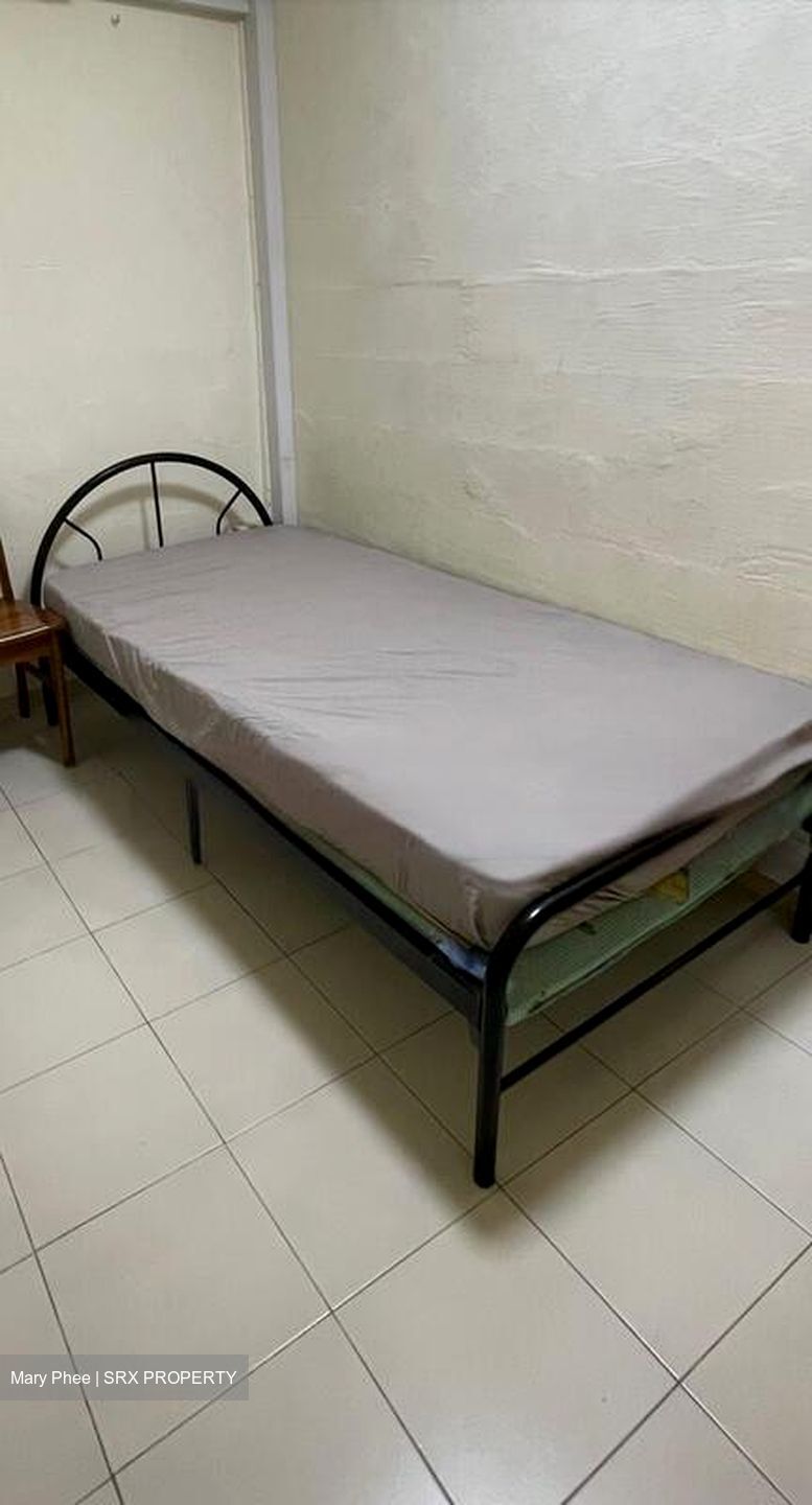 Blk 729 Clementi West Street 2 (Clementi), HDB Executive #448893191